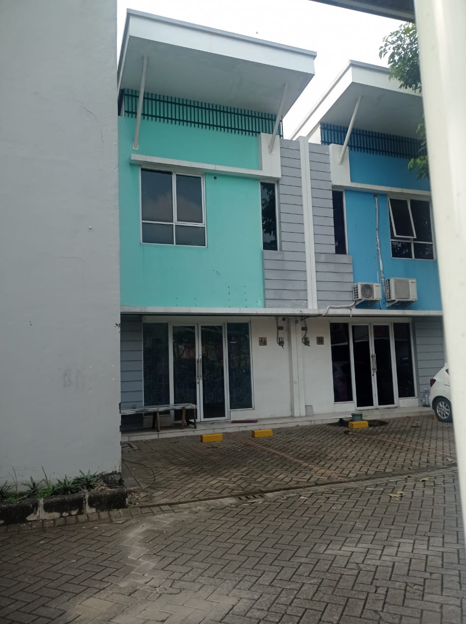 DiSewakan Ruko di Cortes Jababeka Cikarang